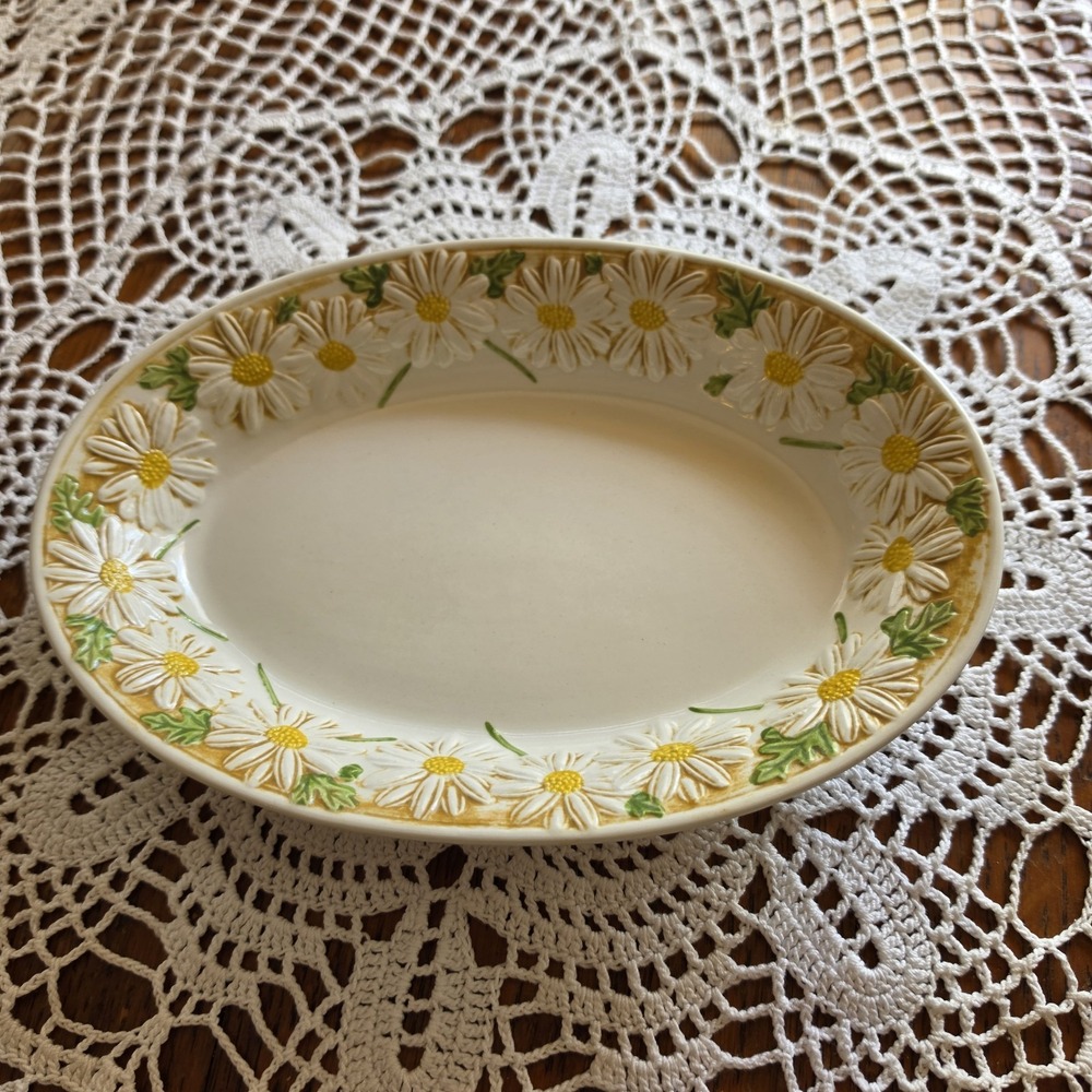 Vintage Poppytrail Metlox Sculptured Daisy Platter Oval Serving Platter 9.5x7